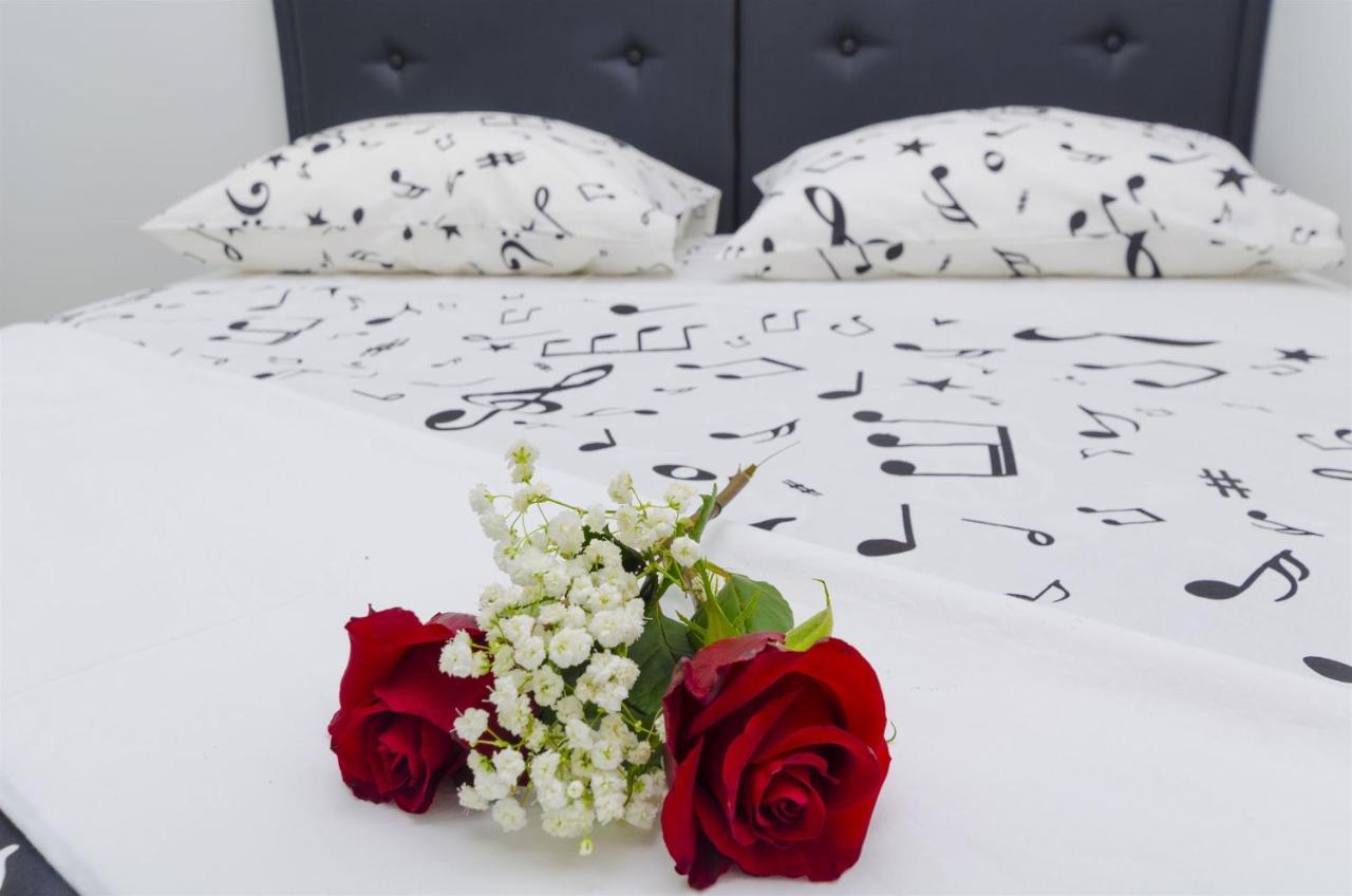 Apartments Lorenzo Локва Рогозница Екстериор снимка