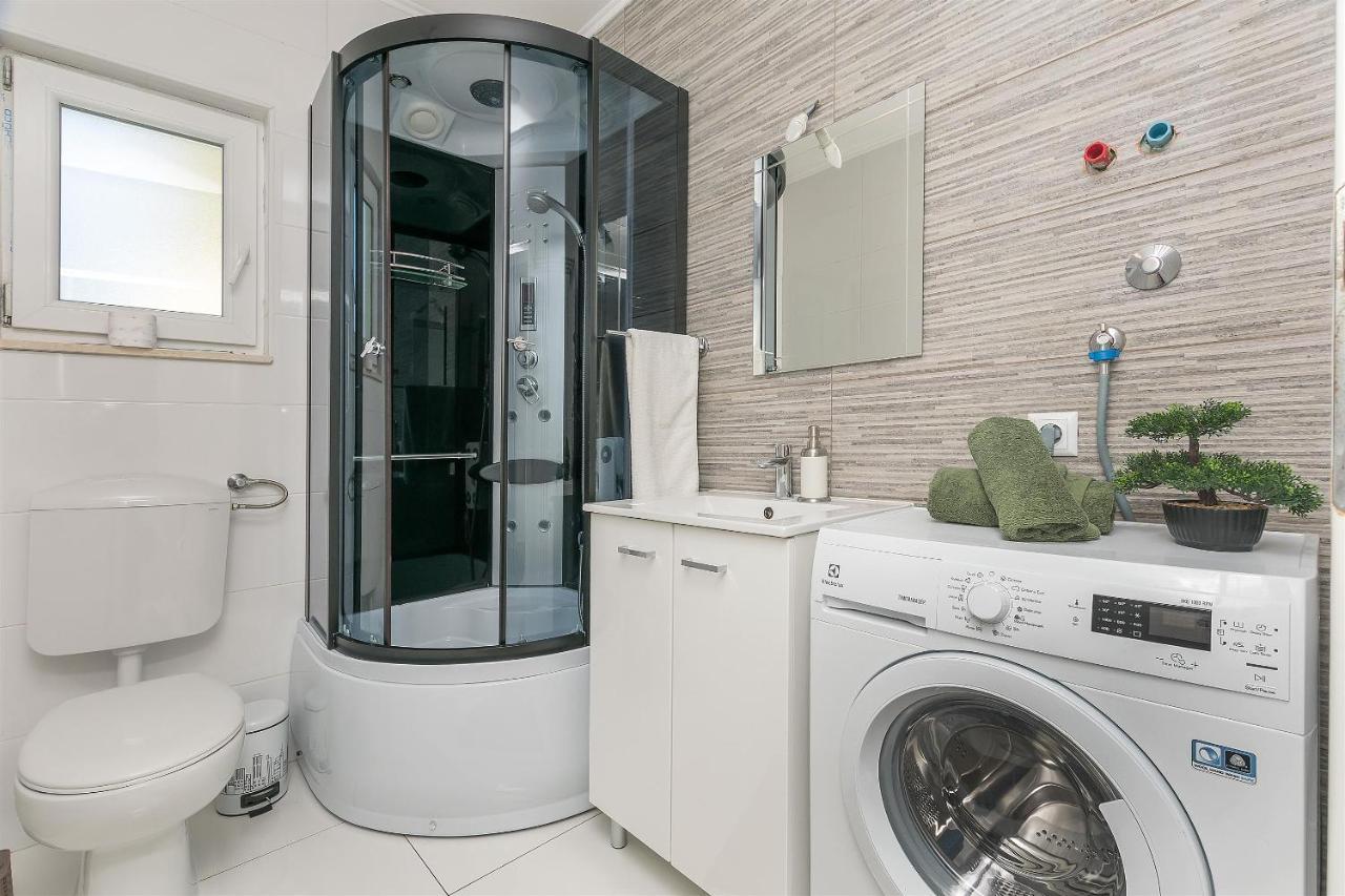 Apartments Lorenzo Локва Рогозница Екстериор снимка