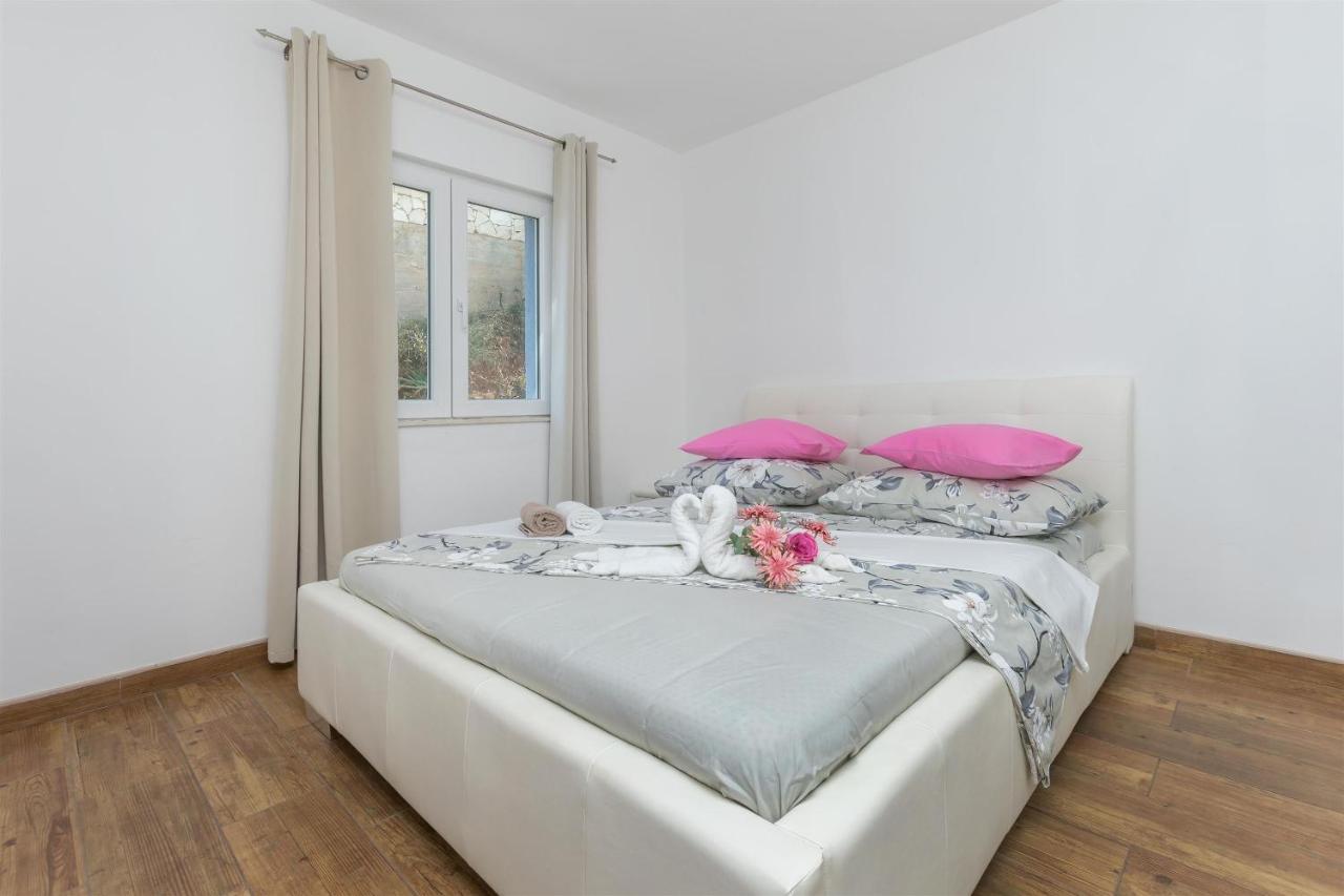 Apartments Lorenzo Локва Рогозница Екстериор снимка