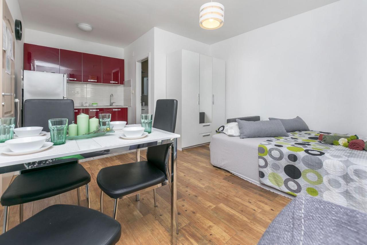 Apartments Lorenzo Локва Рогозница Екстериор снимка
