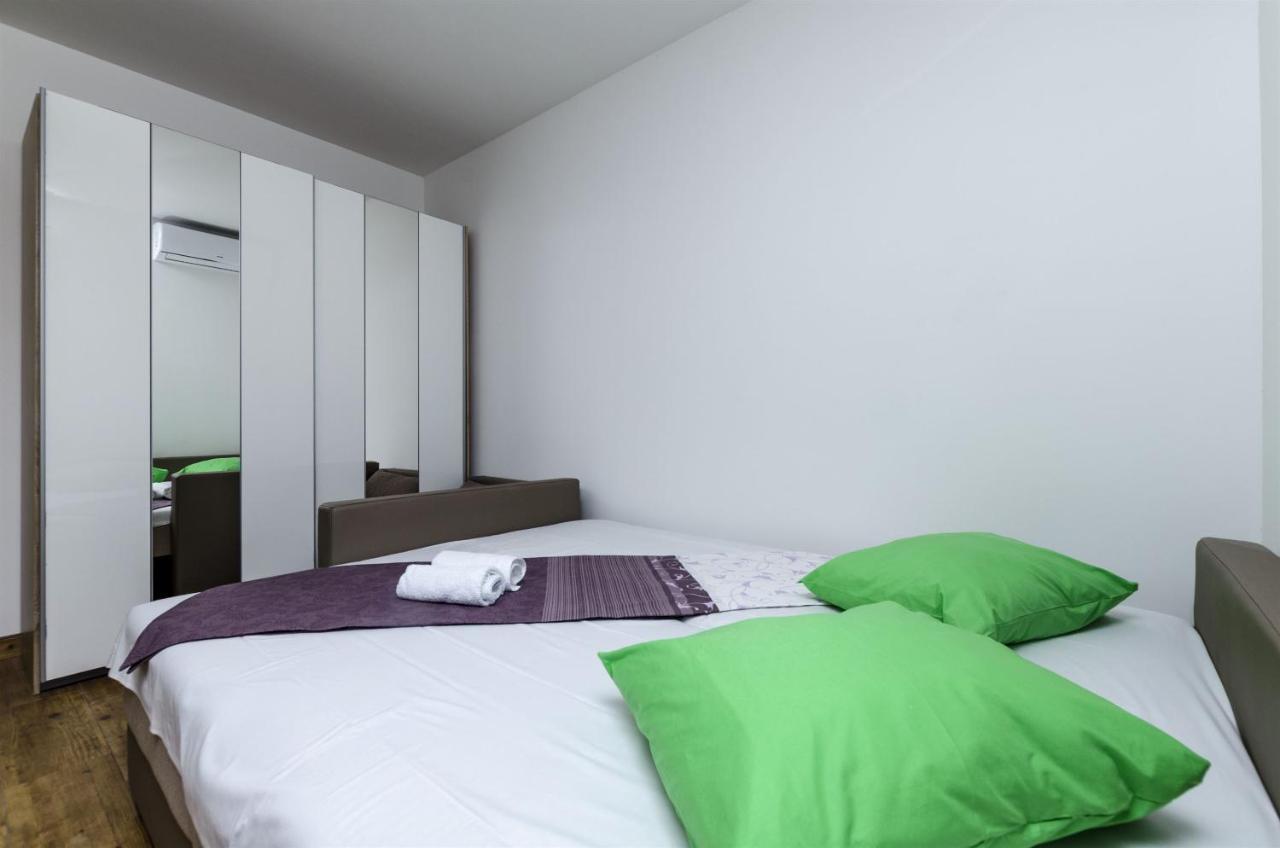 Apartments Lorenzo Локва Рогозница Екстериор снимка