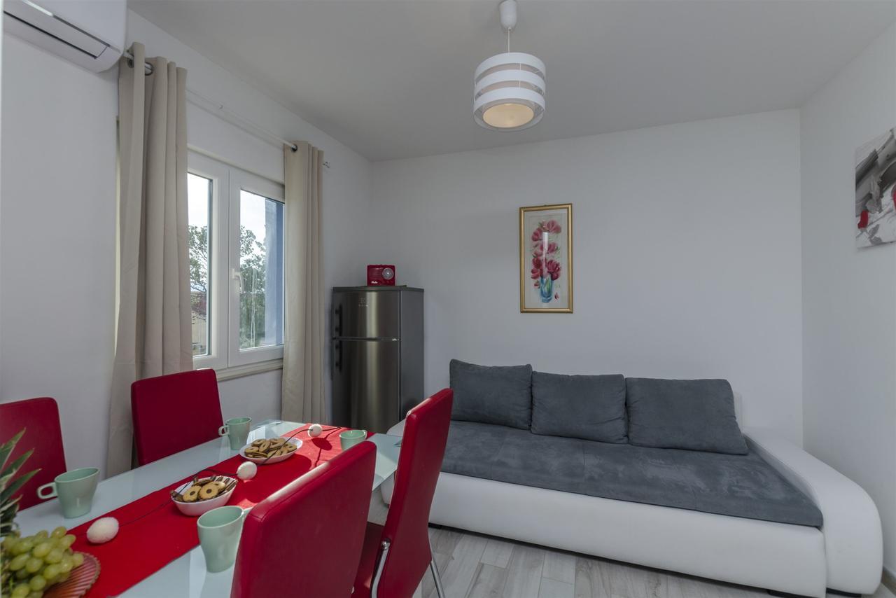 Apartments Lorenzo Локва Рогозница Екстериор снимка